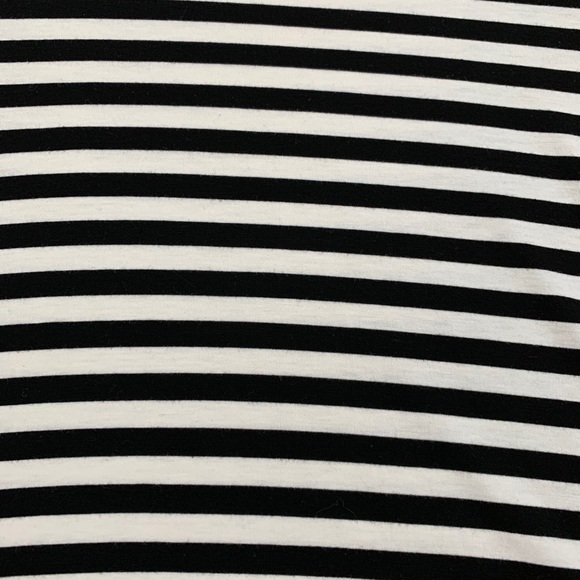 Black + White Striped Top w/Fringe Hem - Picture 3 of 4